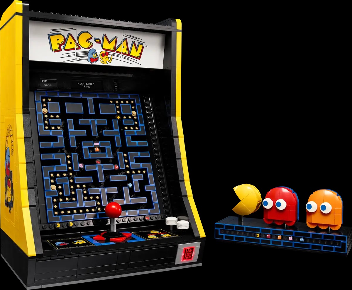 Lego-Pacman-Arcade.jpg